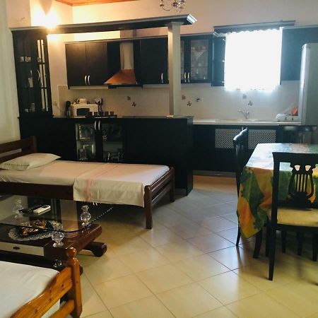 Guesthouse Aleks Ksamil Zewnętrze zdjęcie